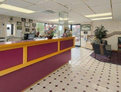 デイズ イン バイ ウィンダム リッチバーグ Richburg インテリア 写真