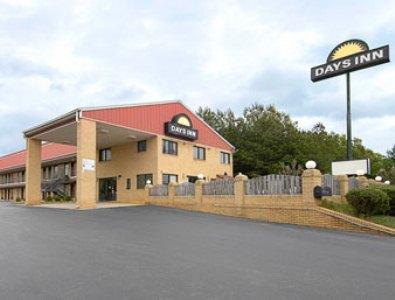 デイズ イン バイ ウィンダム リッチバーグ Richburg エクステリア 写真